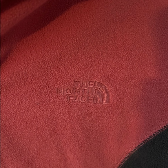 North face 1/4 zip - Picture 4 of 4